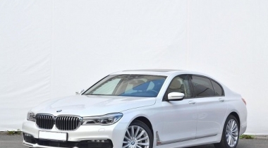 במוו סדרה 7 שנת 2015 – BMW 7 Series